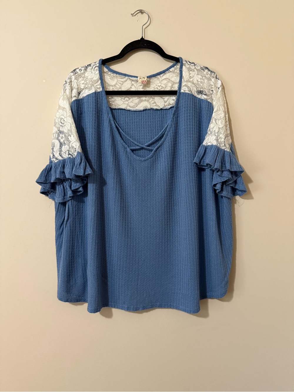 7th Ray Blue Knit Top with White Lace Shoulders. PTP 30.